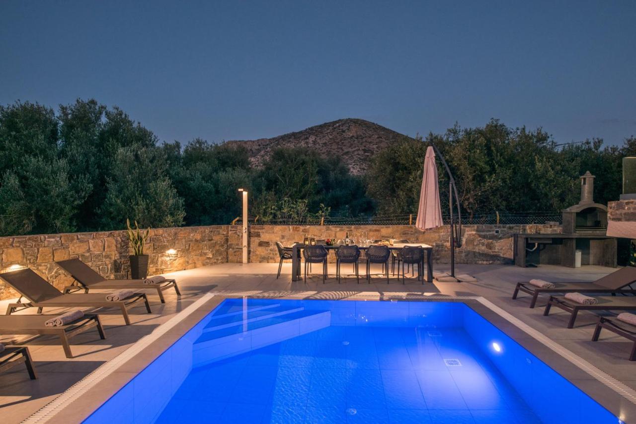 Luxury Villa Marelina 헐소니소스 외부 사진